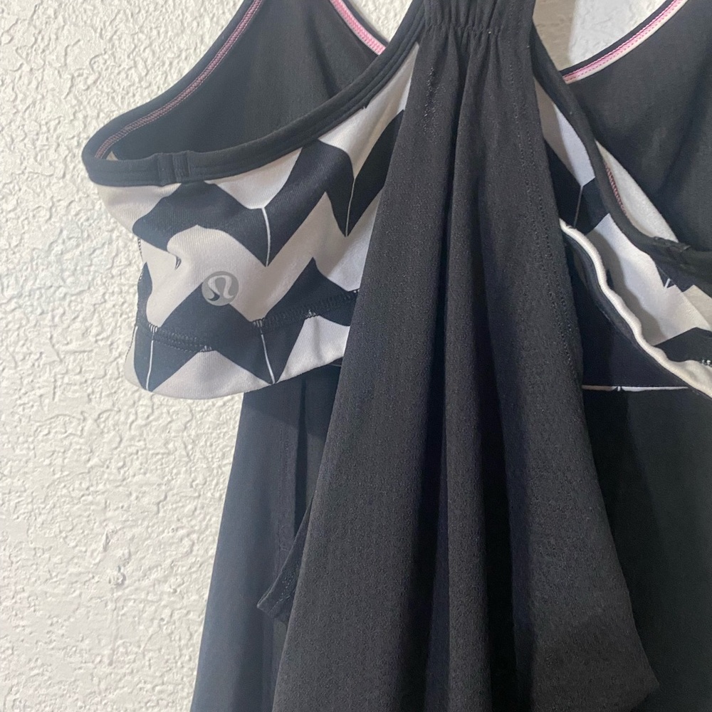 lululemon athletica No Limit Arrow Chevron Black & white Athletic tank top SZ8 - Picture 5 of 8